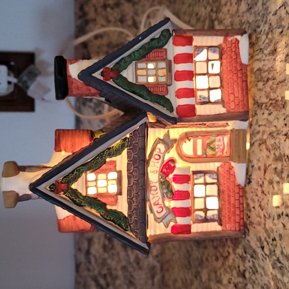 VTG Dickens Collectables Hand Painted Porcelain Lighted House- Candy Shop EUC